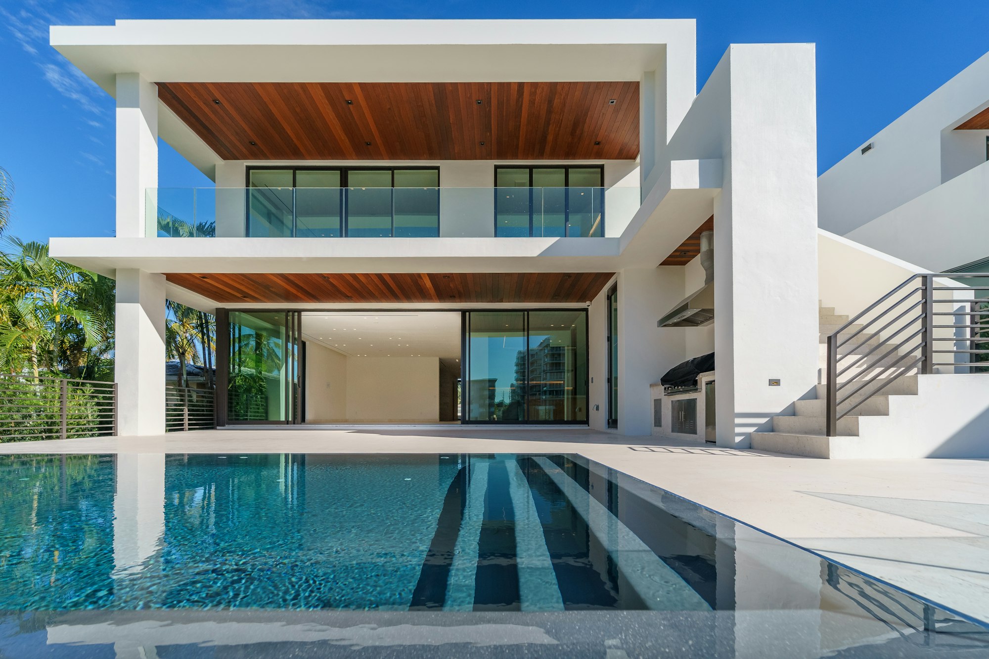 Moderne Villa mit Pool